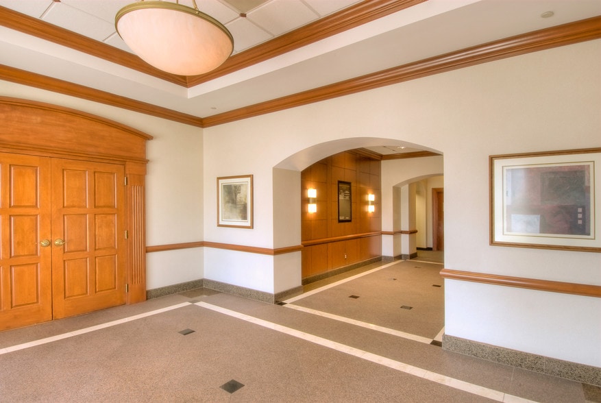 12008 South Shore Blvd, Wellington, FL for lease - Interior Photo - Image 2 of 5