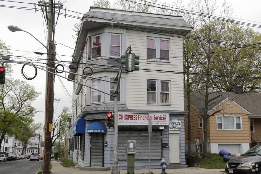 131 Myrtle Ave, Irvington, NJ for sale - Primary Photo - Image 1 of 1