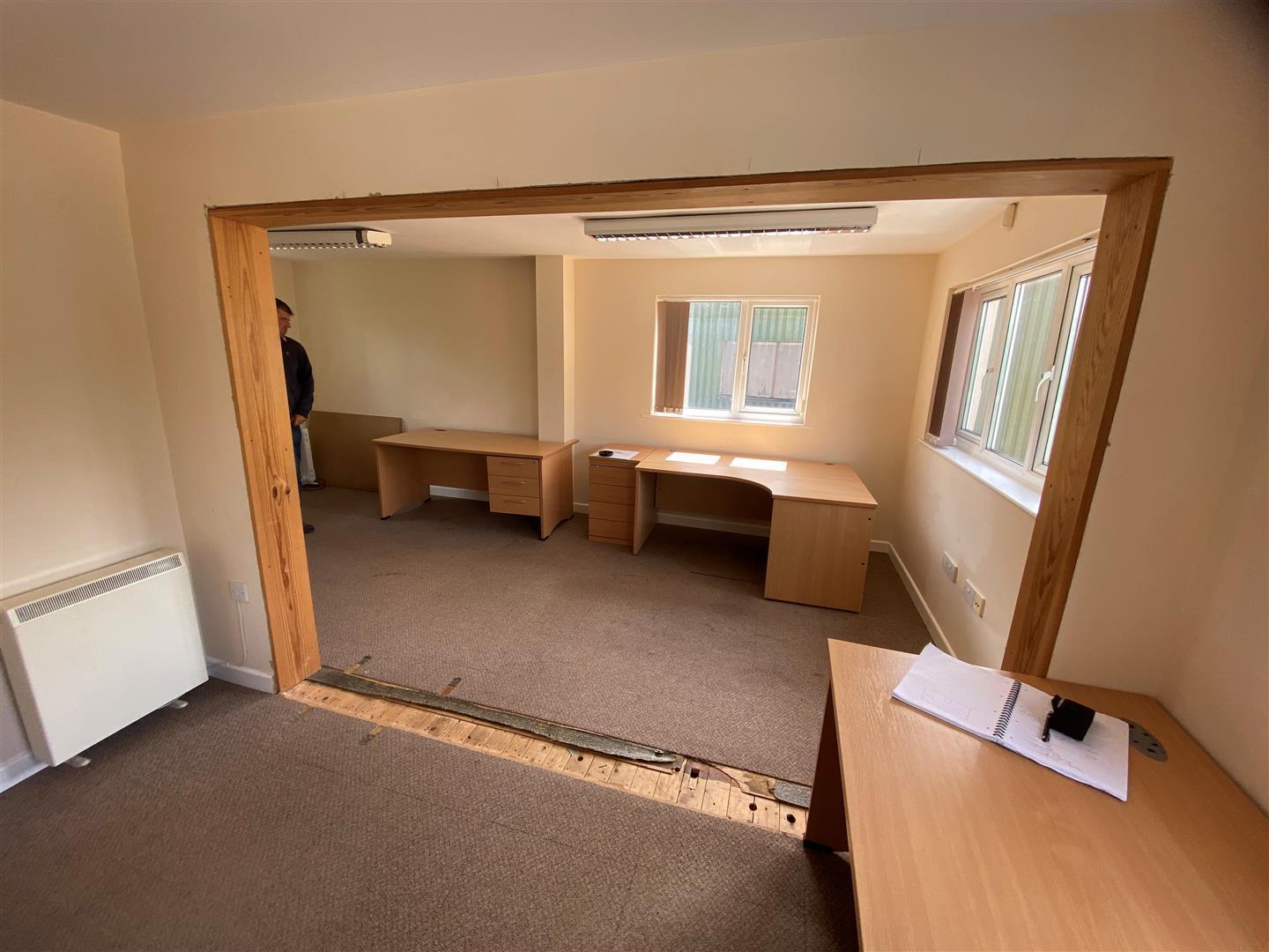Middlemarsh, Sherborne for lease Interior Photo- Image 1 of 3