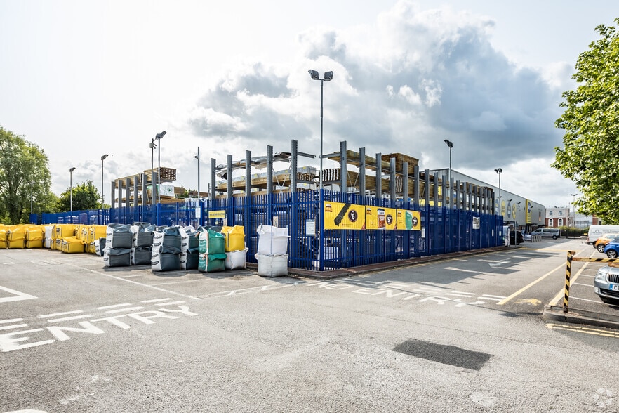 Milner St, Warrington for lease - Building Photo - Image 2 of 8