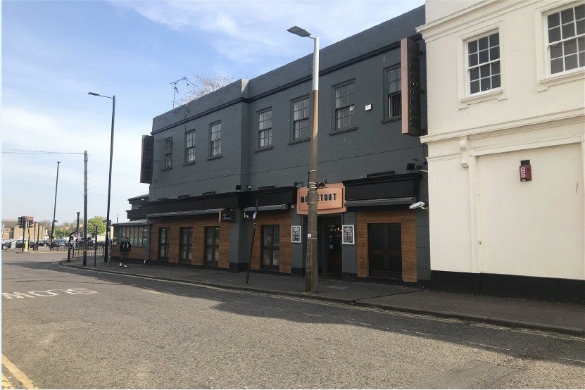 7 Tylers Ave, Southend On Sea for sale - Primary Photo - Image 1 of 1