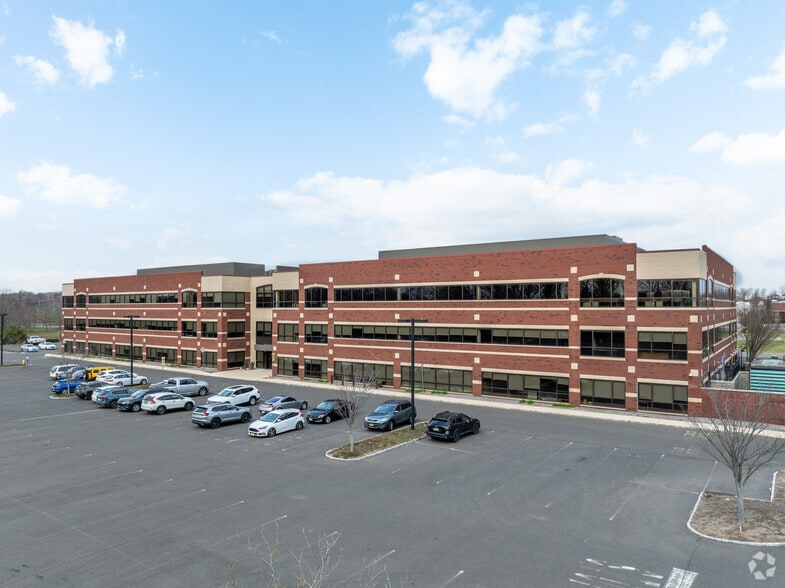700 Horizon Dr, Trenton, NJ for lease - Building Photo - Image 3 of 6