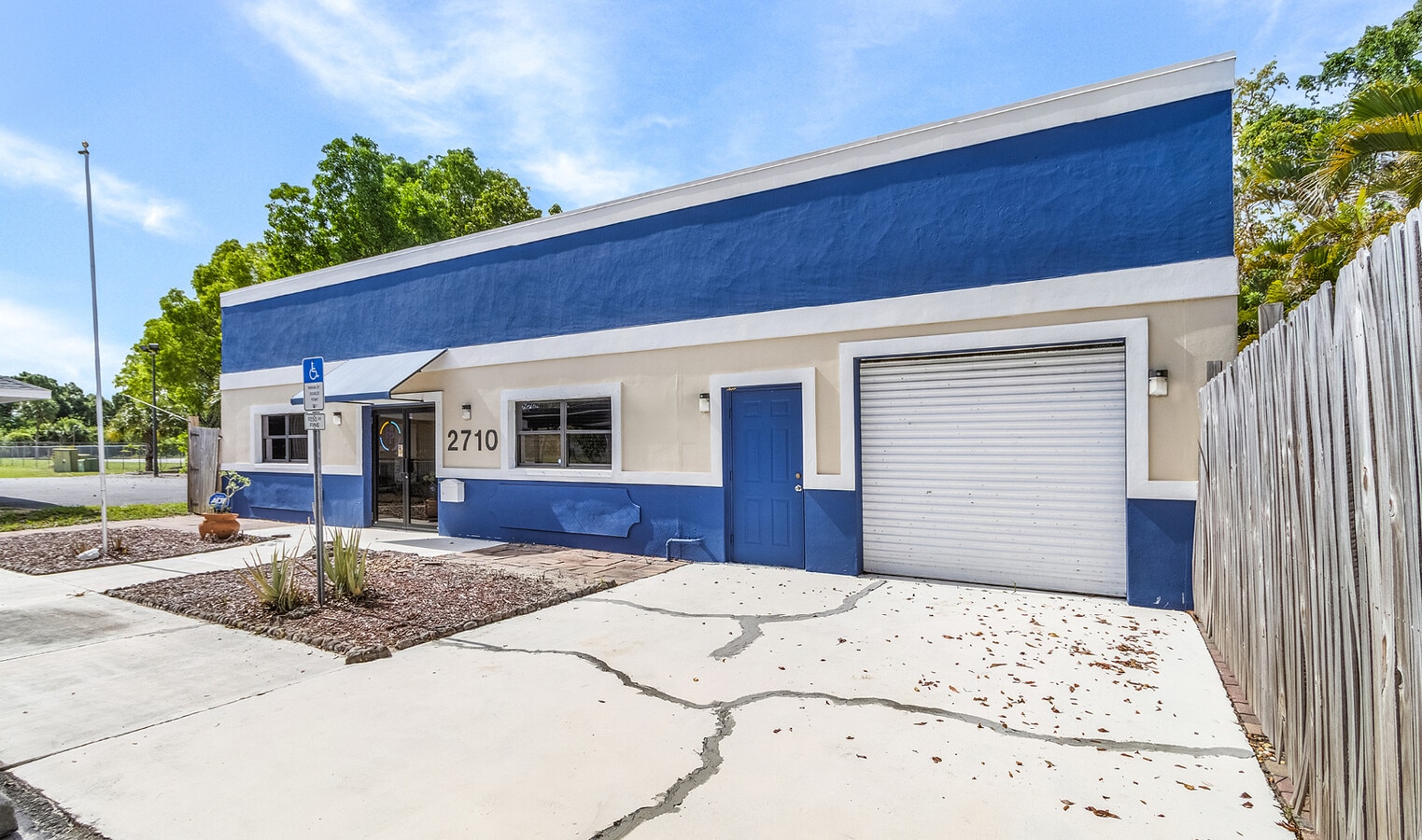 2710 Swamp Cabbage Ct Fort Myers - 2710 Swamp Cabbage Ct Fort Myers FL Building Photo 1 HighDefinition