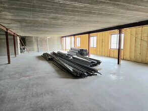 248 1st Ave E, Dyersville, IA for lease Interior Photo- Image 2 of 7