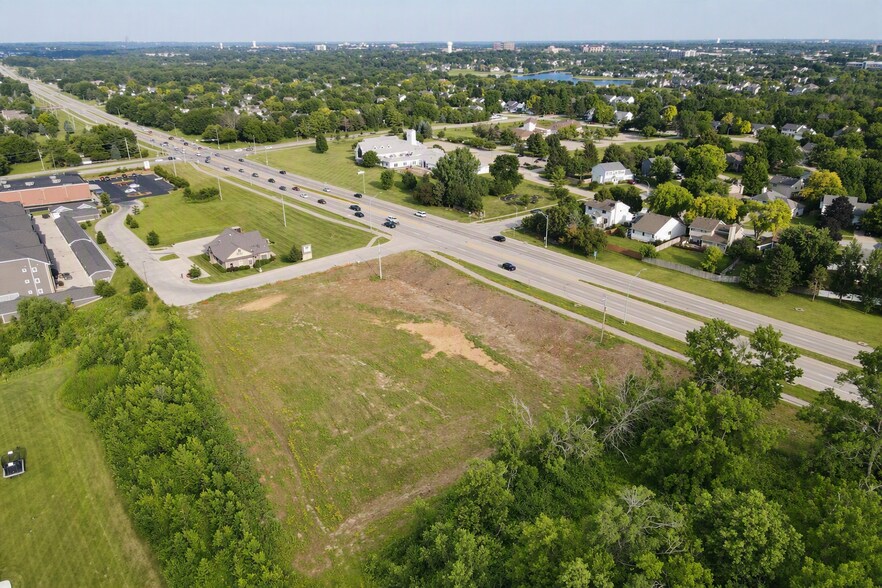 Hickman Rd, Clive, IA for sale - Building Photo - Image 2 of 3