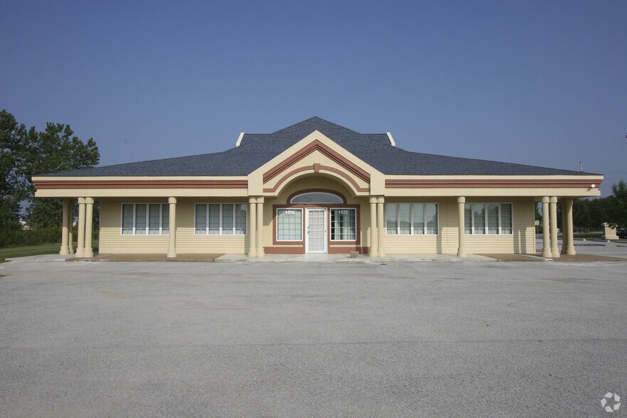 1572-1578 E 85th Ave, Merrillville, IN for lease - Building Photo - Image 2 of 11