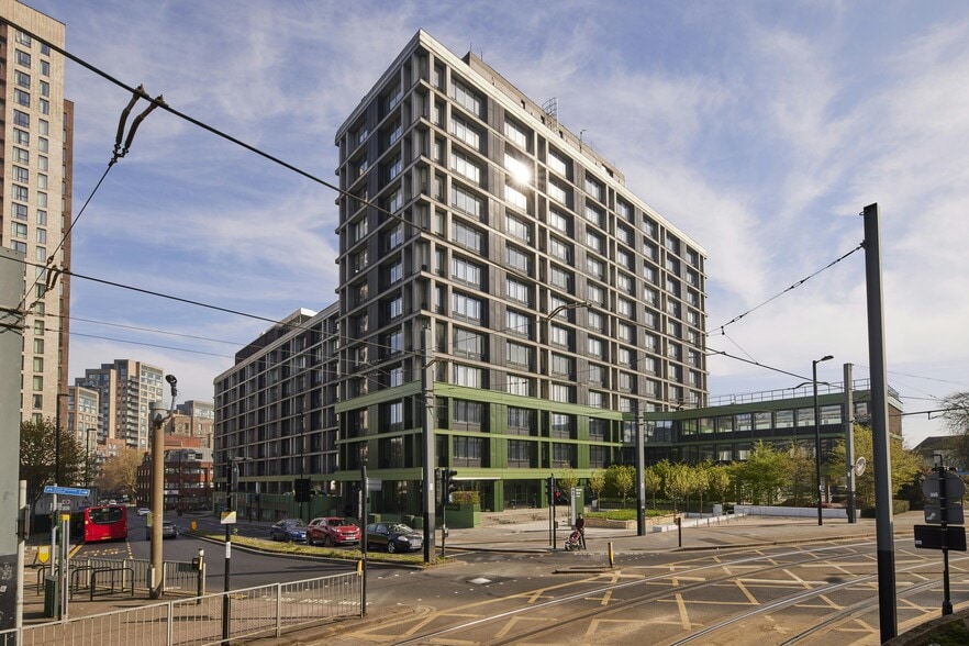 Addiscombe Rd, Croydon for lease - Building Photo - Image 1 of 15