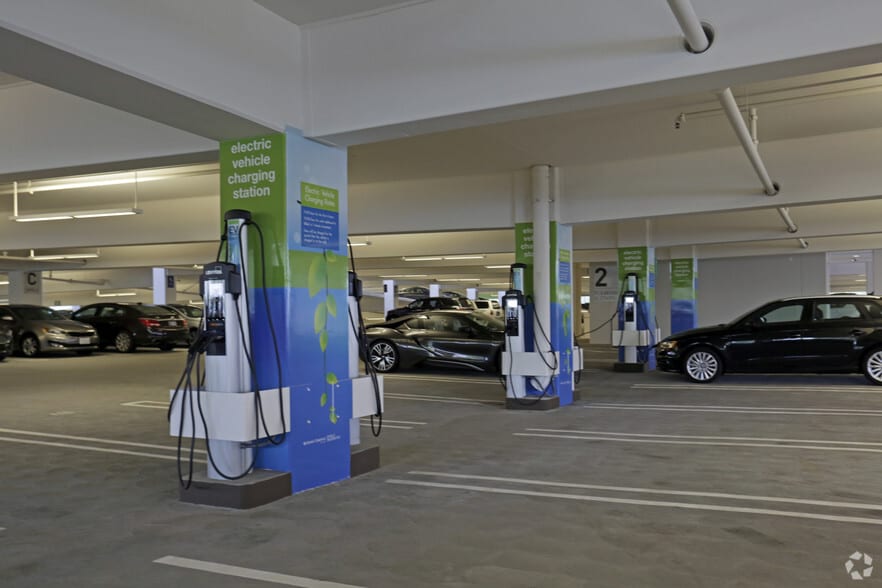 200 Spectrum Center Dr, Irvine, CA for lease - Interior Photo - Image 2 of 51