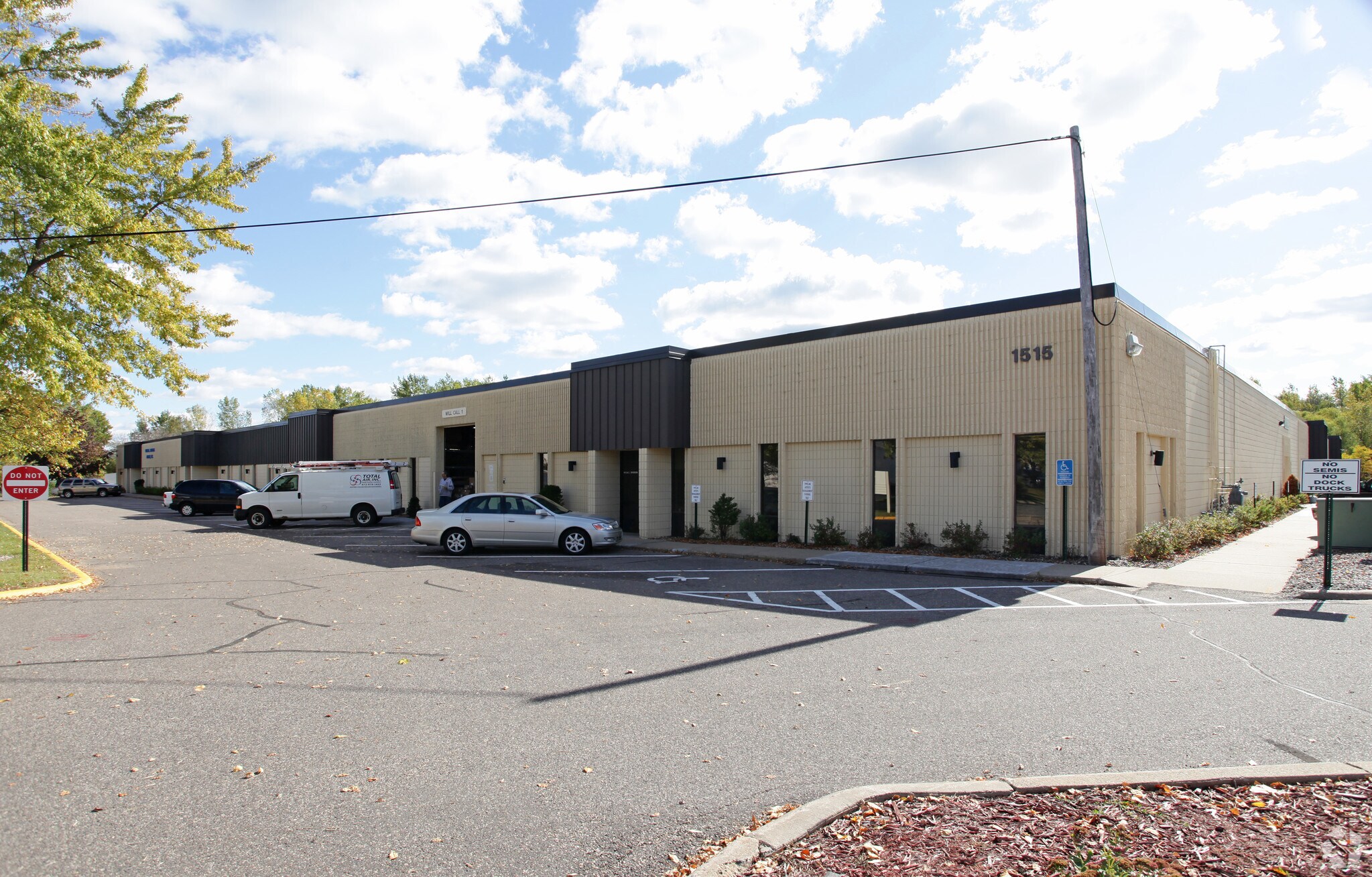 1507-1515 S 6th St, Hopkins, MN for sale Primary Photo- Image 1 of 1