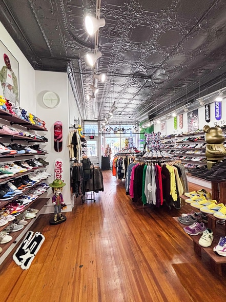 962-964 N High St, Columbus, OH for lease - Interior Photo - Image 2 of 4