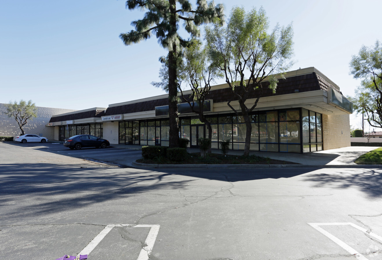 1055-1097 Bloomington Ave, Bloomington, CA 92316 - Retail for Sale ...