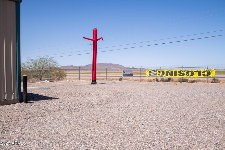 8282 W Sandy Ln, Arizona City, AZ for sale - Building Photo - Image 3 of 30