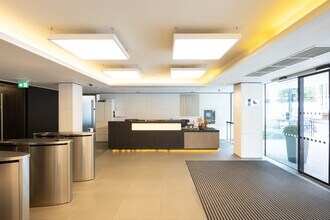10 Eastbourne Ter, London for lease Lobby- Image 2 of 12