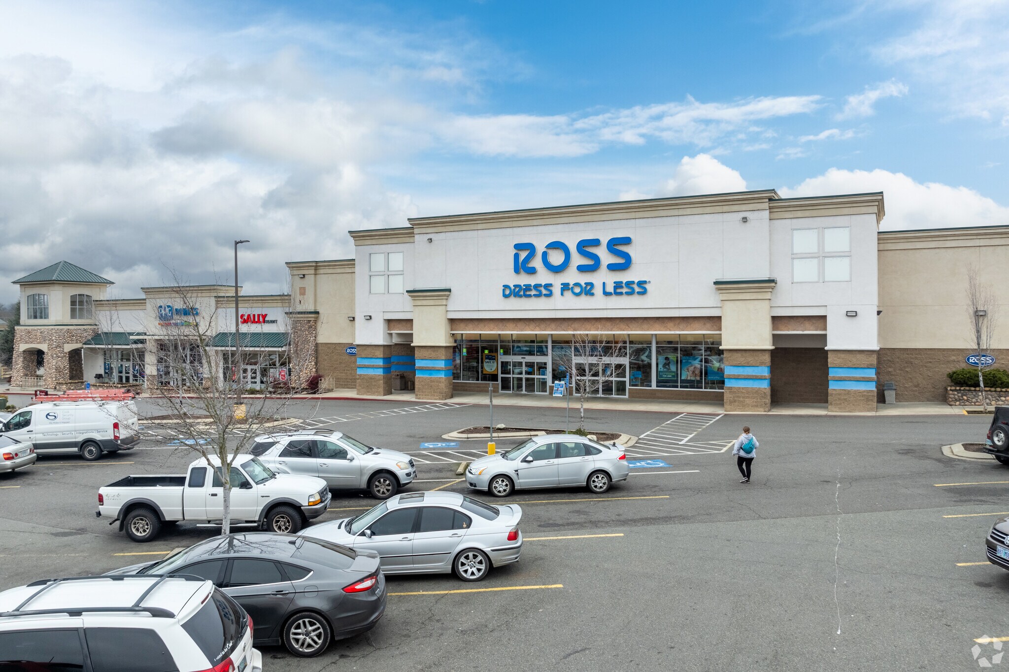 310-330 NE Beacon Dr, Grants Pass, OR for sale Building Photo- Image 1 of 1