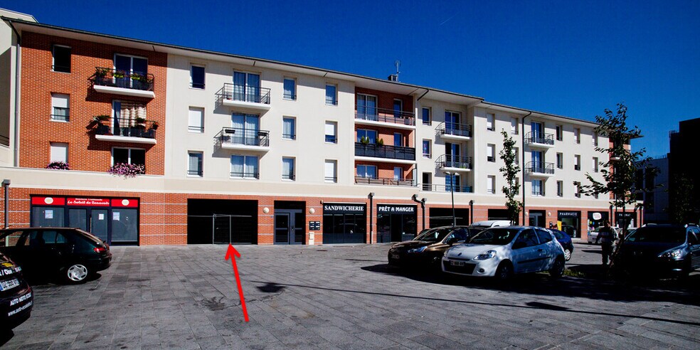 7 Rue Maurice Segonds, Beauvais for lease - Building Photo - Image 2 of 5