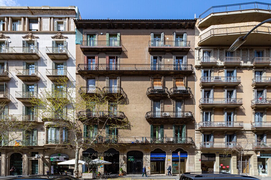 Carrer del Rosselló, 231, Barcelona, Barcelona for lease - Building Photo - Image 2 of 5