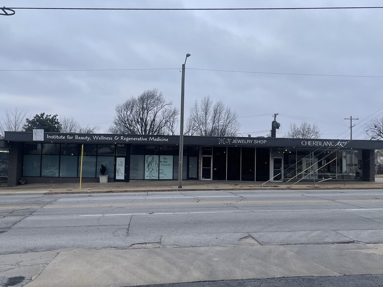 1902-1912 S Harvard Ave, Tulsa, OK for lease - Building Photo - Image 1 of 3