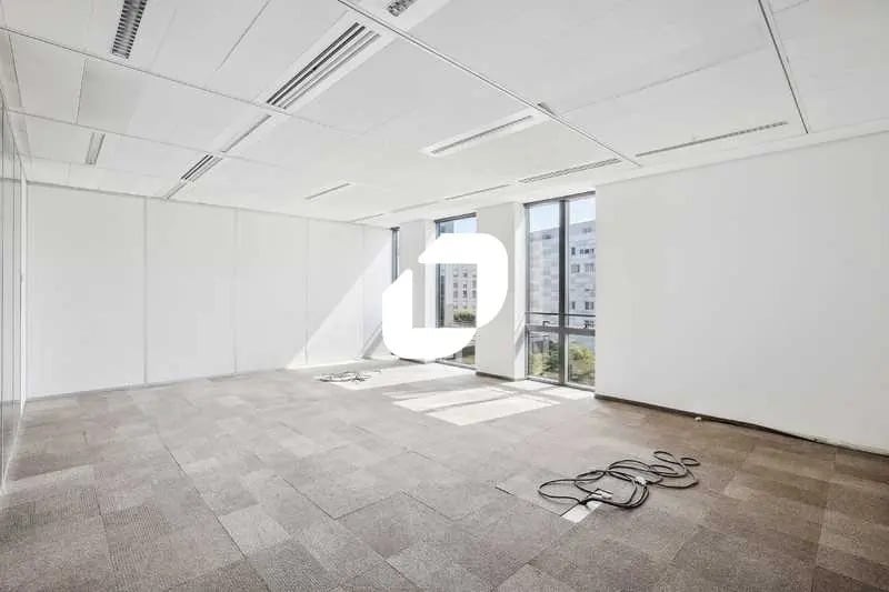 27-29 Avenue Aristide Briand, Arcueil for lease Building Photo- Image 1 of 52