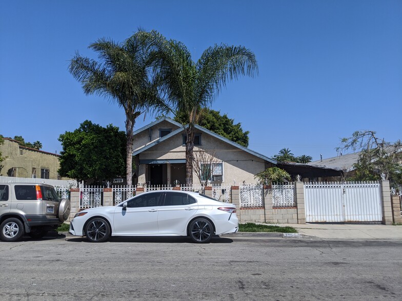 726 S Gage Ave, Los Angeles, CA for sale - Primary Photo - Image 1 of 1