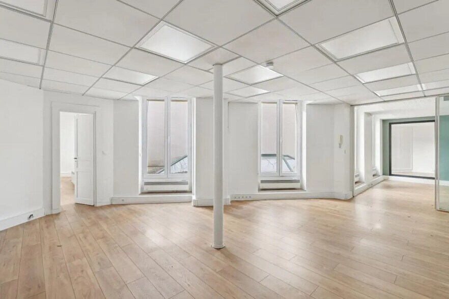 29 Boulevard Malesherbes, Paris for lease - Interior Photo - Image 3 of 7