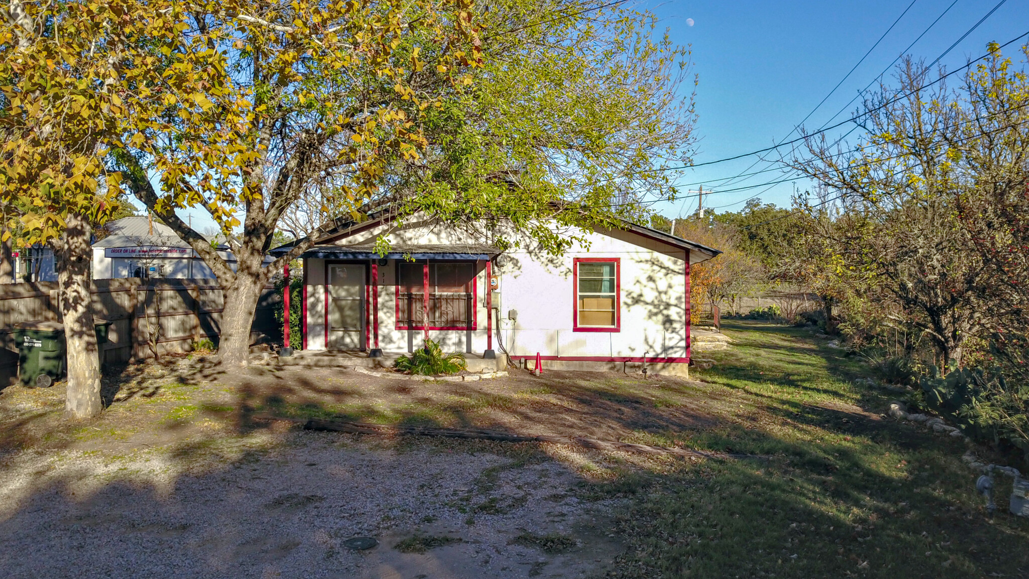 317 N Cedar St, Buda, TX for sale Primary Photo- Image 1 of 7