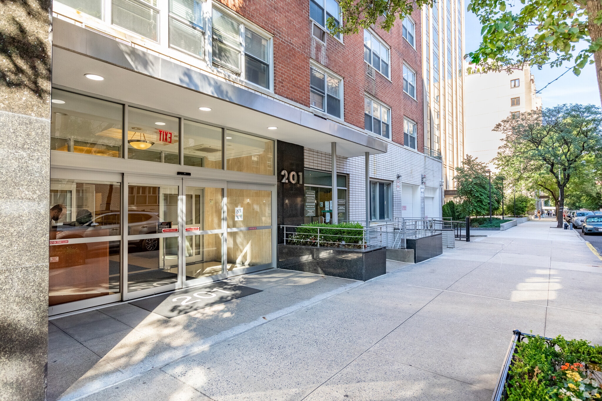 233 3rd Ave, New York, NY for lease Building Photo- Image 1 of 5