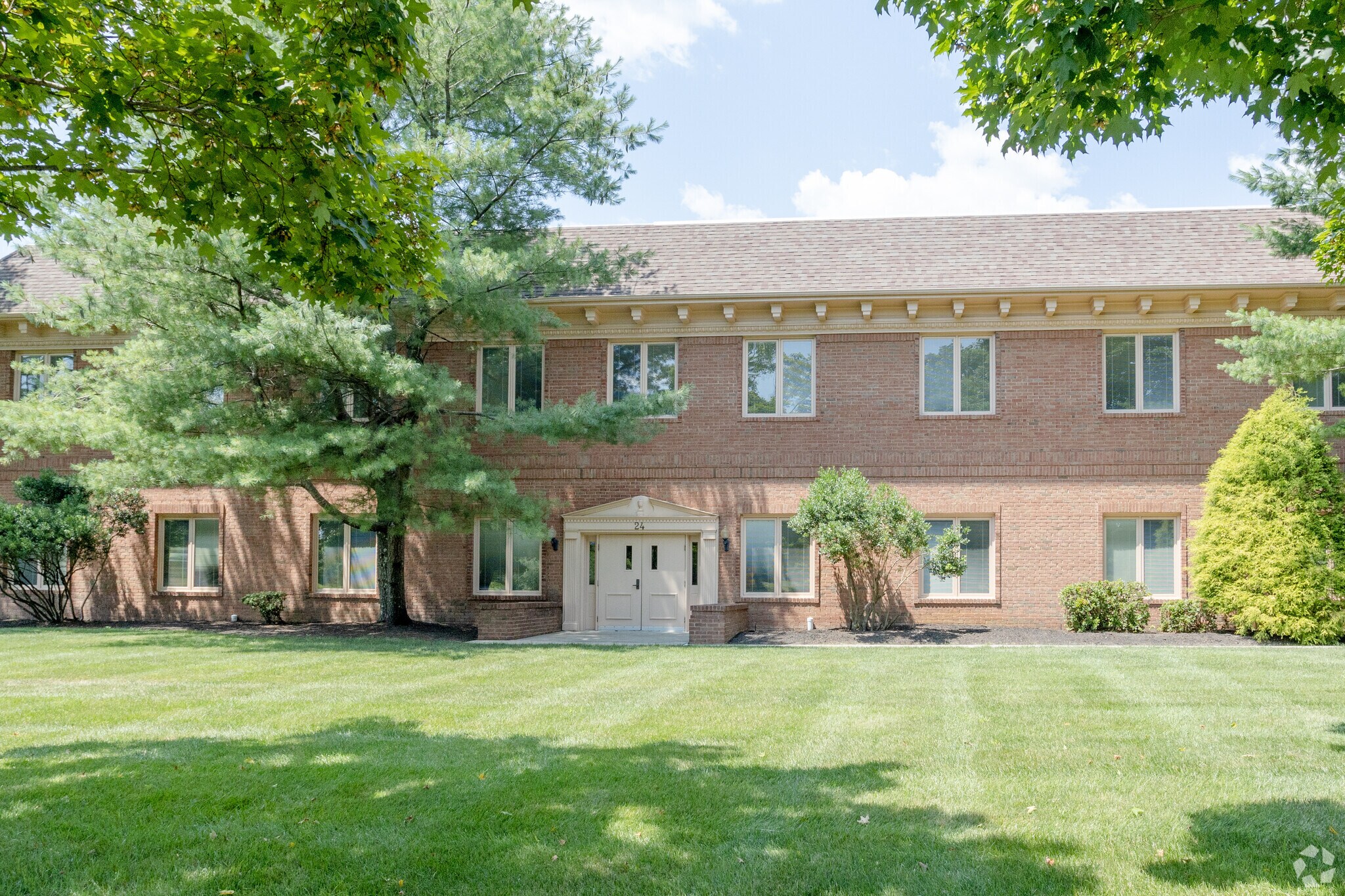 24 S Holmdel Rd, Holmdel, NJ 07733 BROKERS PROTECTED / THE ACQUAVIVA