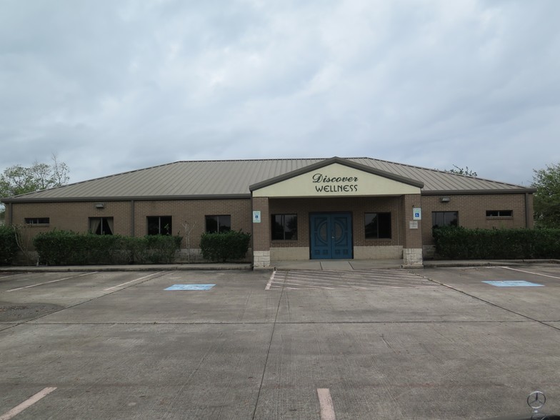 3206 Manvel Rd, Pearland, TX 77584 | LoopNet