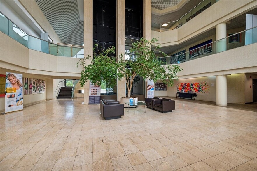 1465 State Route 31 S, Annandale, NJ for lease - Building Photo - Image 2 of 34