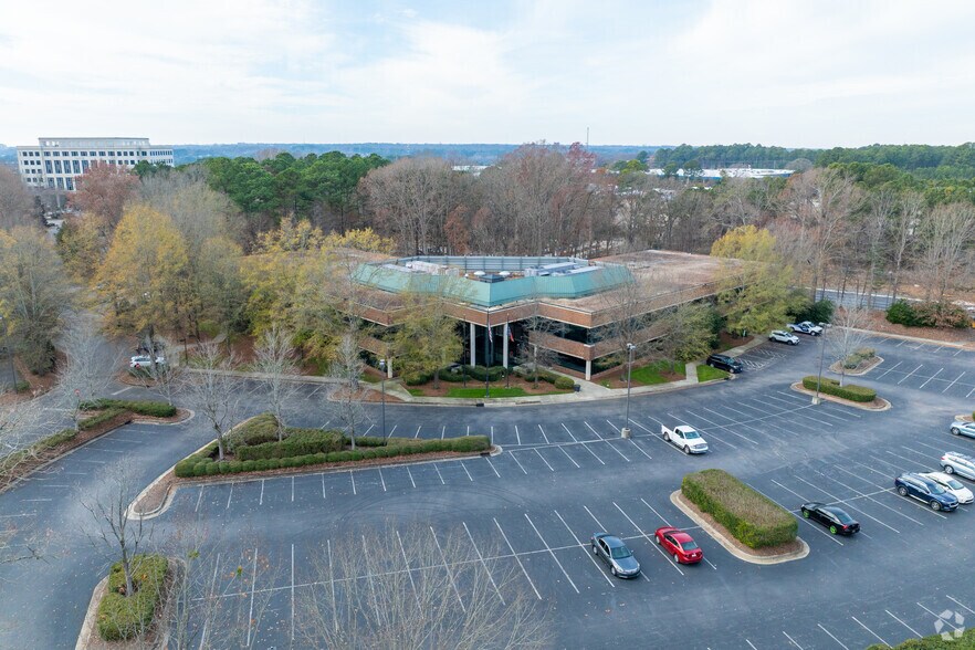 3128 Highwoods Blvd, Raleigh, NC for lease - Building Photo - Image 2 of 6