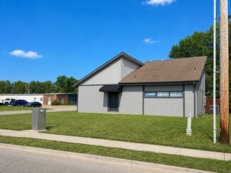 More details for 901 E Loula St, Olathe, KS - Office for Lease