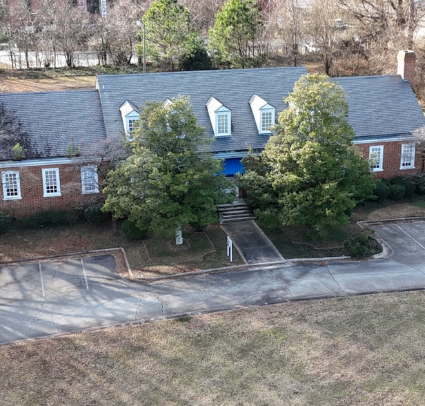 910 Mill Ave, High Point, NC for sale - Building Photo - Image 2 of 10