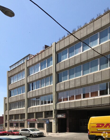 Calle Rufino Gonzalez, 14, Madrid, Madrid for sale - Building Photo - Image 1 of 1