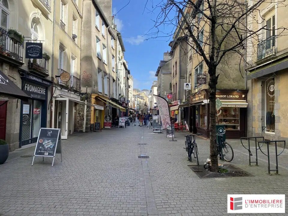 Retail in Rennes for lease Building Photo- Image 1 of 2