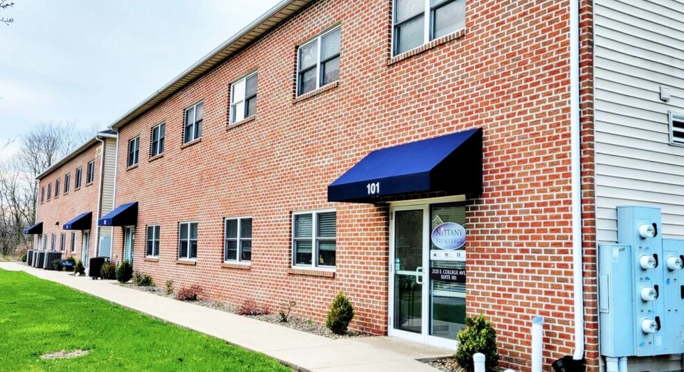 2123 E College Ave, State College, PA for lease - Primary Photo - Image 1 of 4