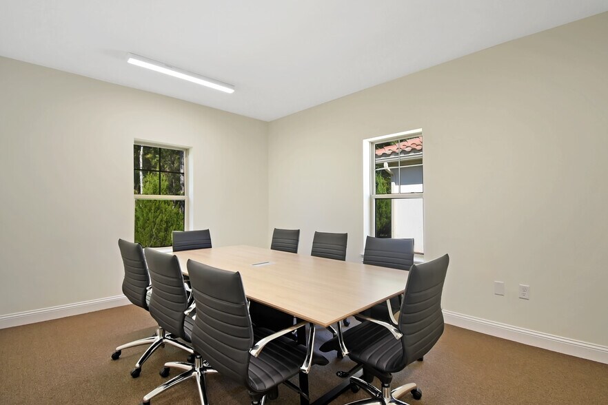 270 Land Grant St, Saint Augustine, FL for lease - Building Photo - Image 3 of 7