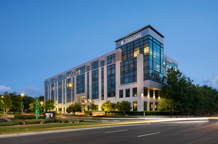 3700 Glenwood Ave, Raleigh, NC for lease - Building Photo - Image 3 of 21