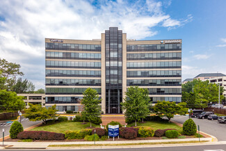 More details for 1950 Old Gallows Rd, Vienna, VA - Office for Lease