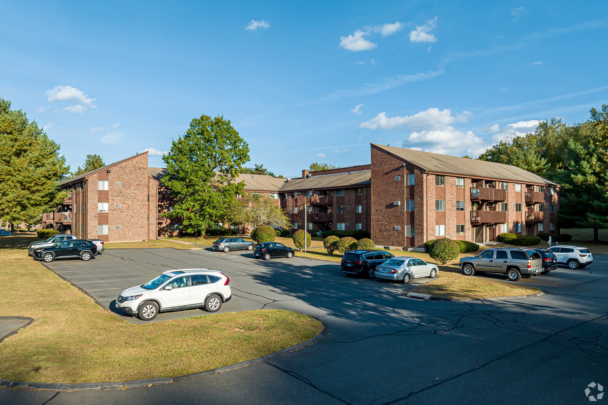 75 Avonwood Rd, Avon, CT for sale Primary Photo- Image 1 of 1