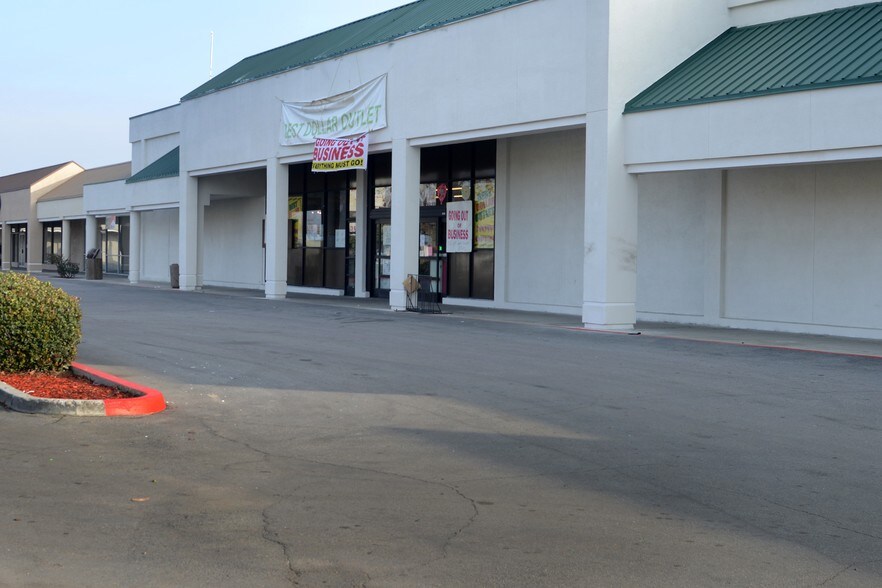 22032309 Brundage Ln, Bakersfield, CA 93304