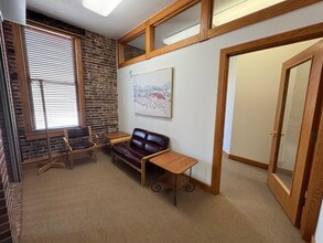 100 S Center St, Clinton, IL for lease Building Photo- Image 2 of 11