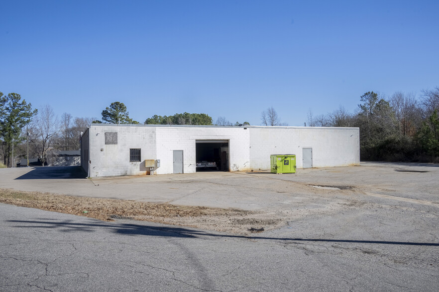 523 W Andrews Ave, Henderson, NC for sale - Building Photo - Image 2 of 10