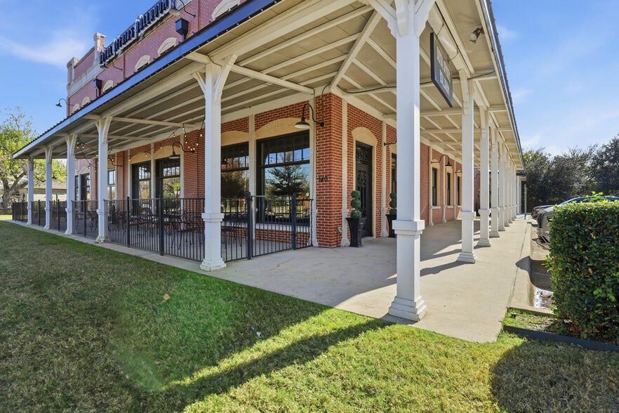 140 E Main St, Lewisville, TX for sale - Building Photo - Image 3 of 19