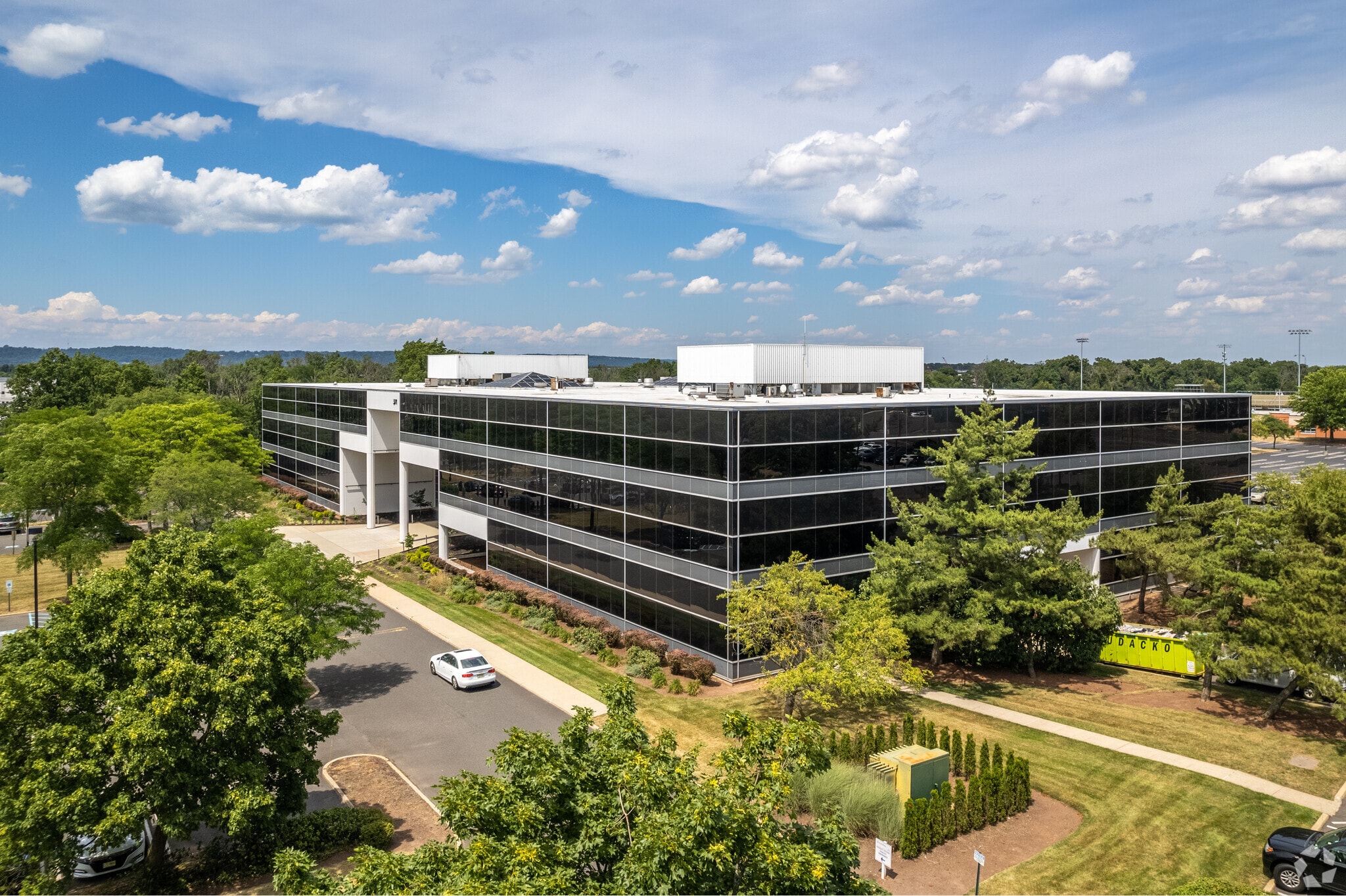 371 Hoes Ln, Piscataway, NJ 08854 371 Hoes Lane