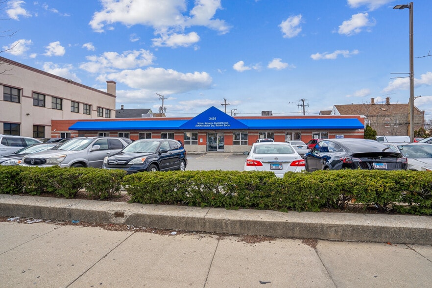 2416 S Pulaski Rd, Chicago, IL for sale - Building Photo - Image 2 of 6
