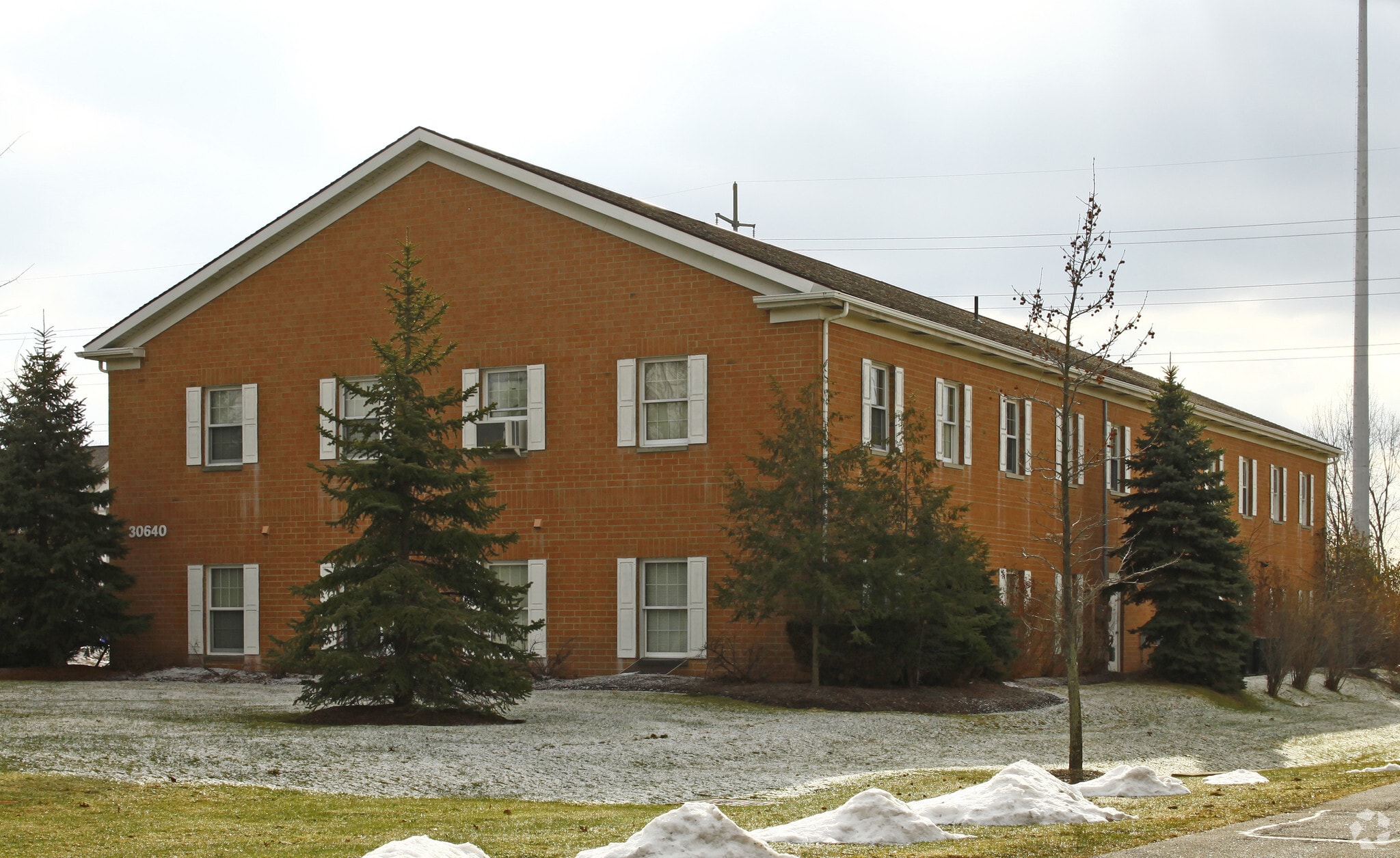 30640 Bainbridge Rd, Solon, OH 44139 N.Solon Ofc Commons