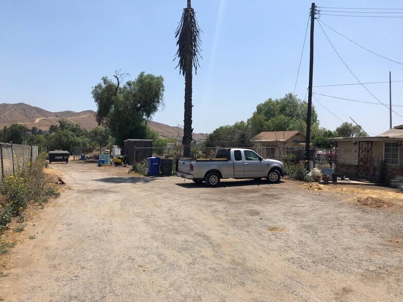 7072 Mission Blvd, Riverside, CA for sale - Primary Photo - Image 1 of 1