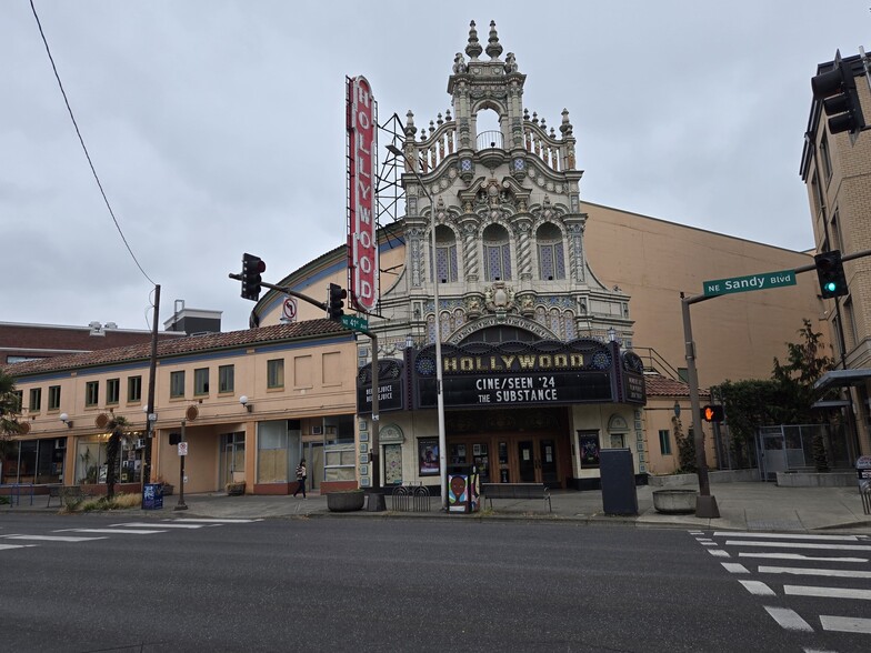 1815 NE 41st Ave, Portland, OR for sale - Building Photo - Image 1 of 11