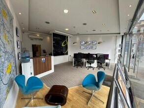 52 High St, London for lease Building Photo- Image 2 of 4