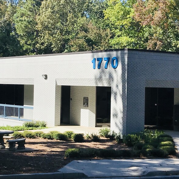 1770 The Exchange SE, Atlanta, GA for lease - Building Photo - Image 2 of 6